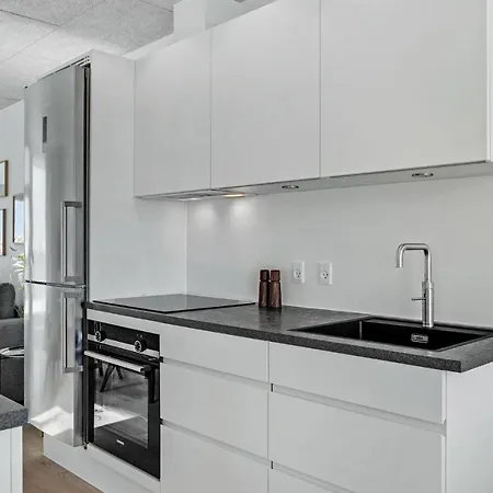 Beautiful Ship In With Wifi 5* Grenå